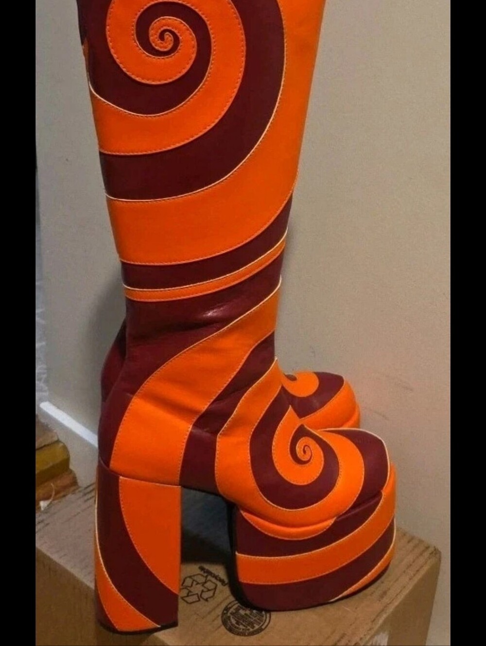 Dolls Kill Current Mood Orange Maroon Swirl 70s Style Gogo Platform Boots SZ 8